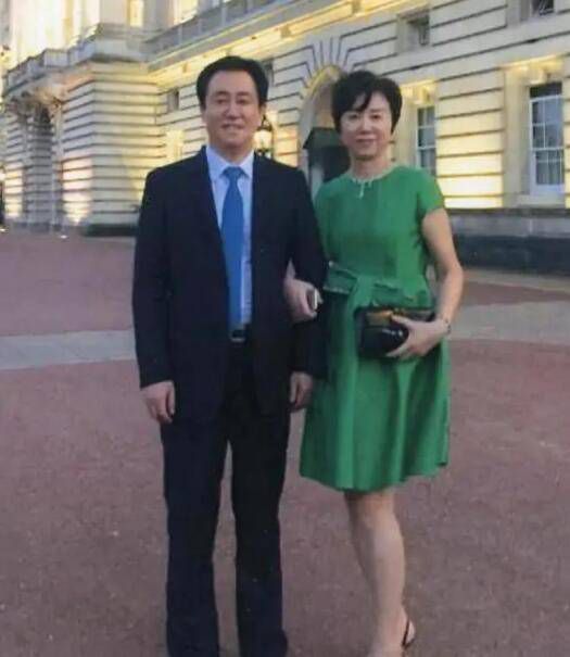 亚洲国产美女搞黄色